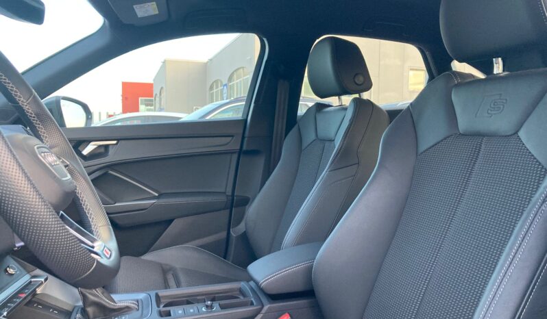 
								Audi Q3 Sportback 35 2.0 TDI S line edition S tronic full									