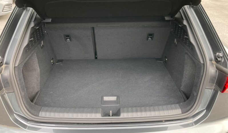 
								Audi A3 Sportback 35 2.0 TDI S line edition S tronic full									