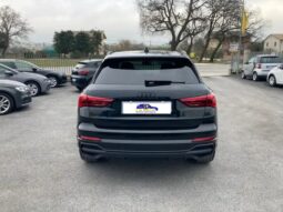 
										Audi Q3 35 2.0 TDI Identity Black S tronic full									