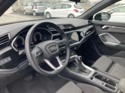 
										Audi Q3 35 2.0 TDI Identity Black S tronic full									