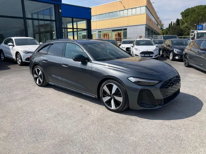 Audi A5 Avant 2.0 TDI MHEV+ S line edition S tronic