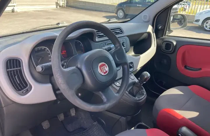
								Fiat Panda 0.9 TwinAir Natural Power Easy 85 CV full									