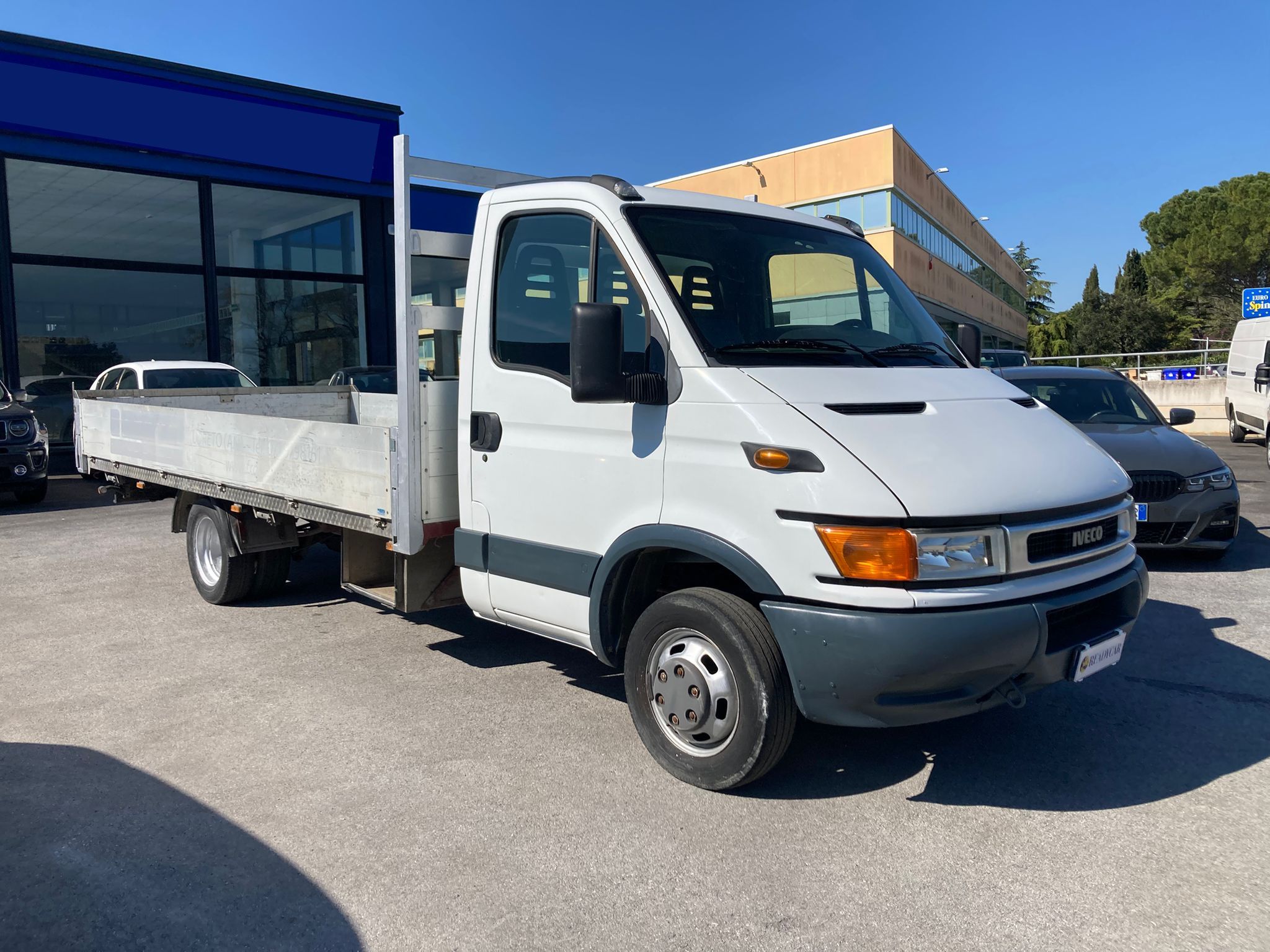 Iveco Daily 35C15 cassone fisso – sospensioni pneumatiche