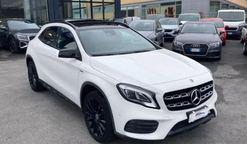 
								Mercedes-Benz GLA 200 d 4MATIC Automatic Premium Night Pack full									
