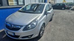 
										Opel Corsa full									
