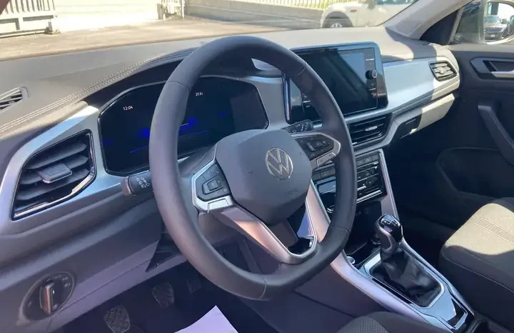 
								Volkswagen T-Roc 2.0 TDI Edition Plus 115 CV full									