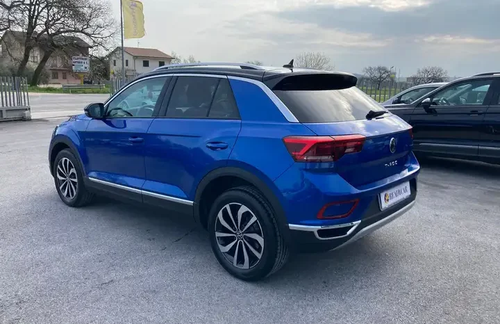 
								Volkswagen T-Roc 1.0 TSI Style 110 CV full									