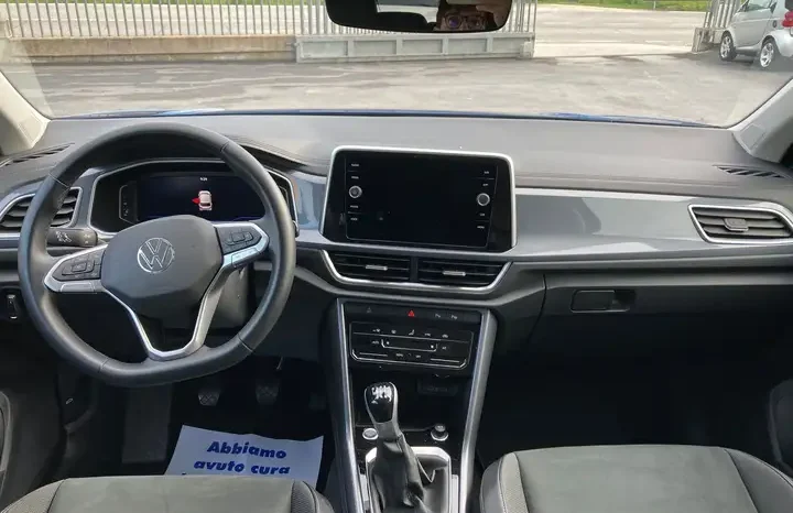 
								Volkswagen T-Roc 1.0 TSI Style 110 CV full									