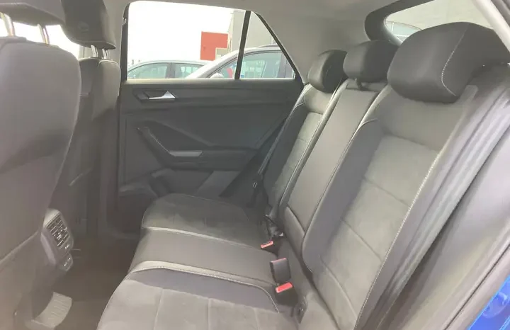 
								Volkswagen T-Roc 1.0 TSI Style 110 CV full									