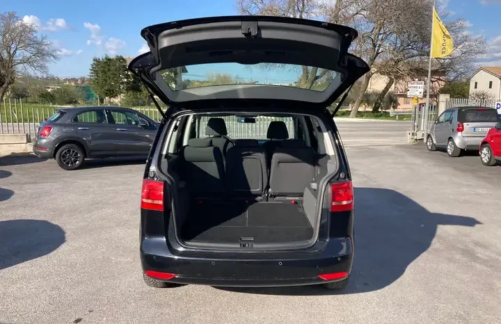 
								Volkswagen Touran 1.6 TDI BlueMotion Technology Comfortline full									