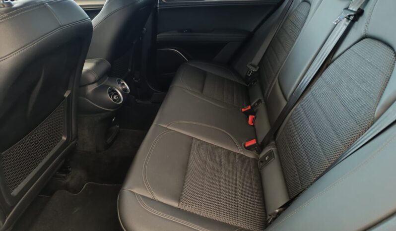 
								Alfa Romeo Stelvio 2.2 Turbo Diesel Q4 full									