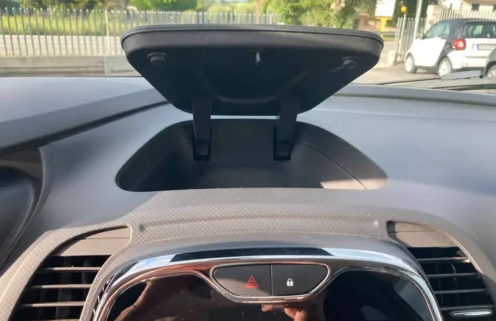 
								Renault Captur 1.5 dCi Wave S&S full									