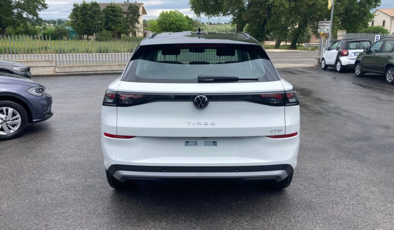 
								Volkswagen T-Roc 1.5 eTSI Life 115 CV DSG full									