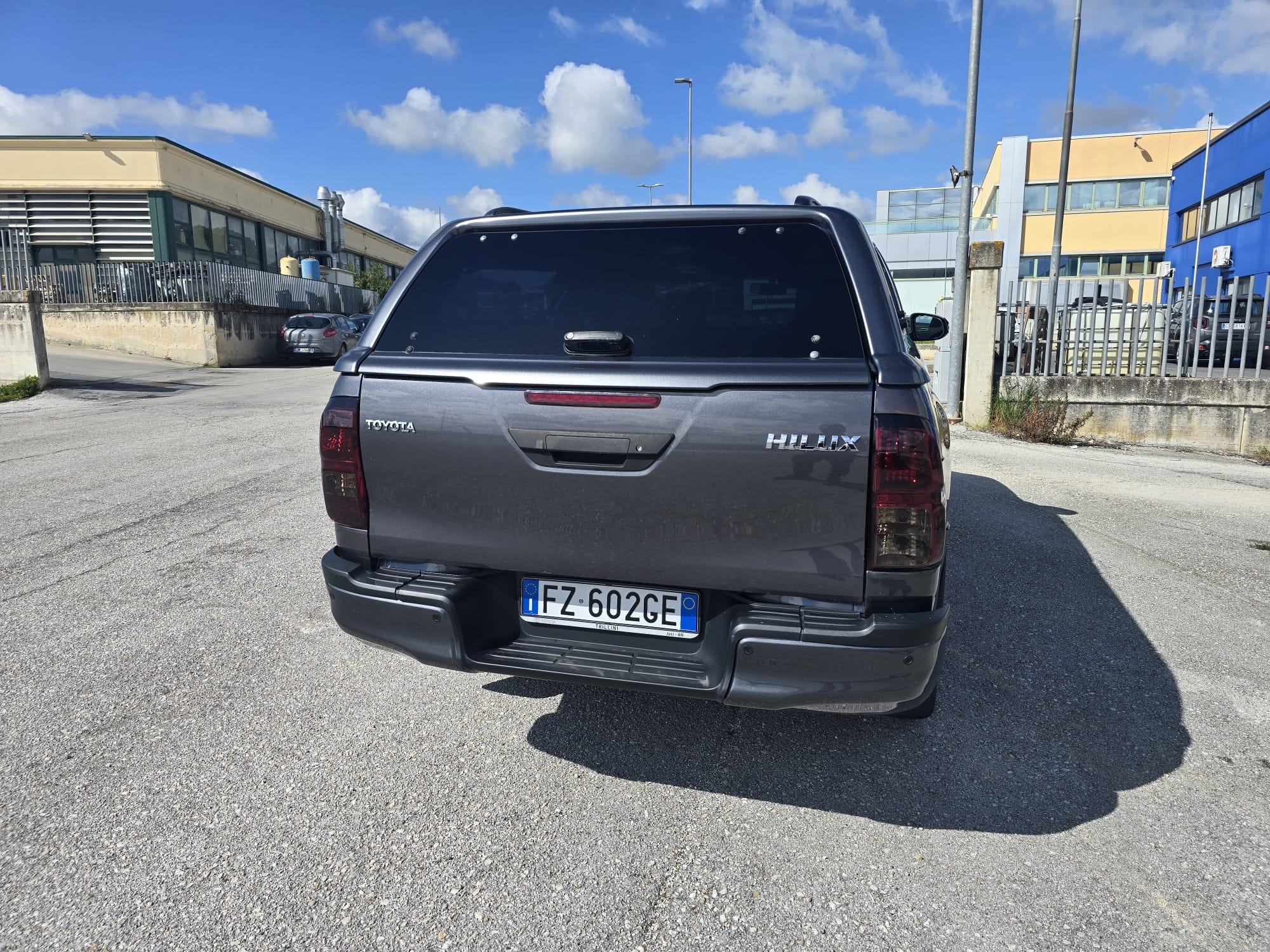 Toyota Hilux Club Cab 4×4