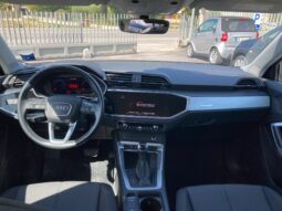 
										Audi Q3 2.0 TDI S tronic Business Advanced full									