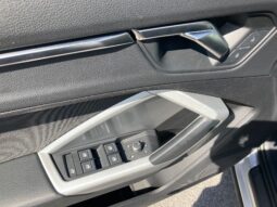 
										Audi Q3 2.0 TDI S tronic Business Advanced full									