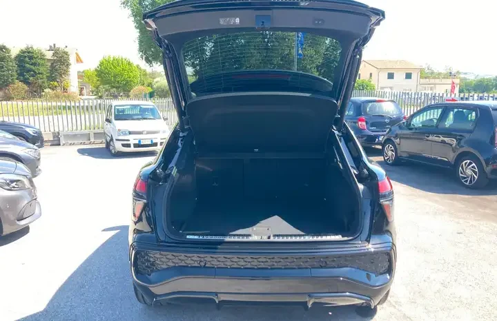 
								Audi Q3 Sportback 2.0 TDI S line edition 150 CV S tronic full									