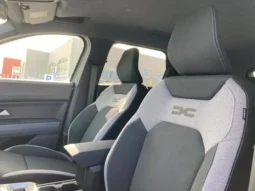 
										Dacia Bigster 1.2 Mild Hybrid-G 140 CV Journey full									