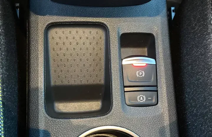 
								Renault Captur 1.0 TCe 90 CV Techno full									
