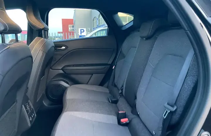 
								Renault Captur 1.0 TCe 90 CV Techno full									